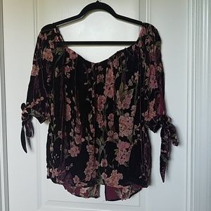 Floral burnout velvet shirt